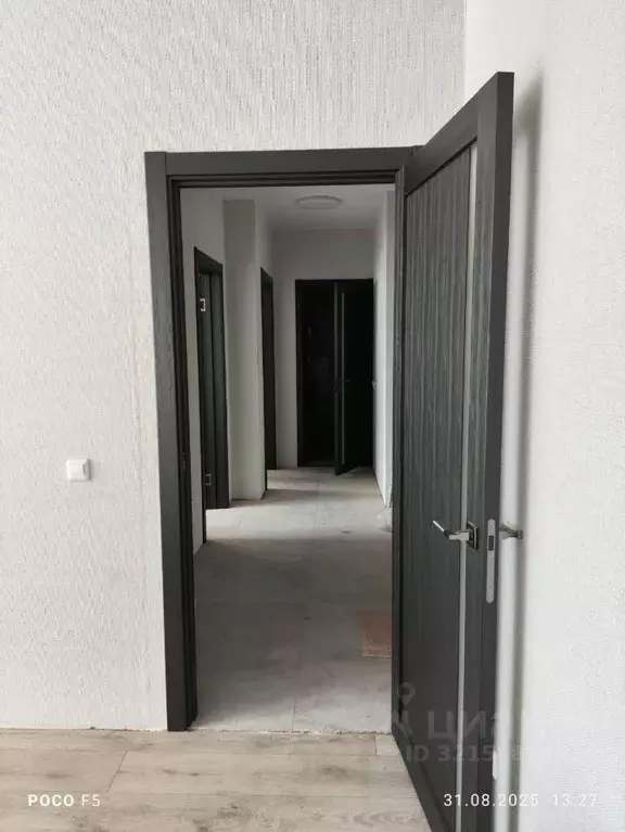 2-к кв. Красноярский край, Красноярск Северный мкр, ул. Шумяцкого, 9 ... - Фото 0