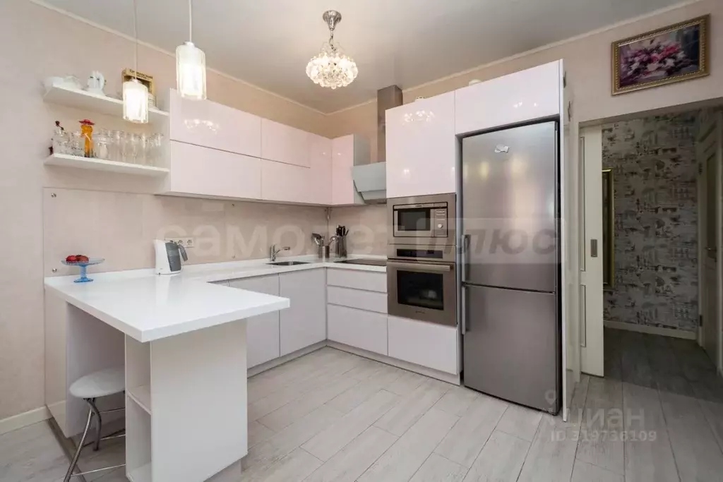 3-к кв. Иркутская область, Иркутск ул. Красноказачья, 74/1 (68.3 м) - Фото 0