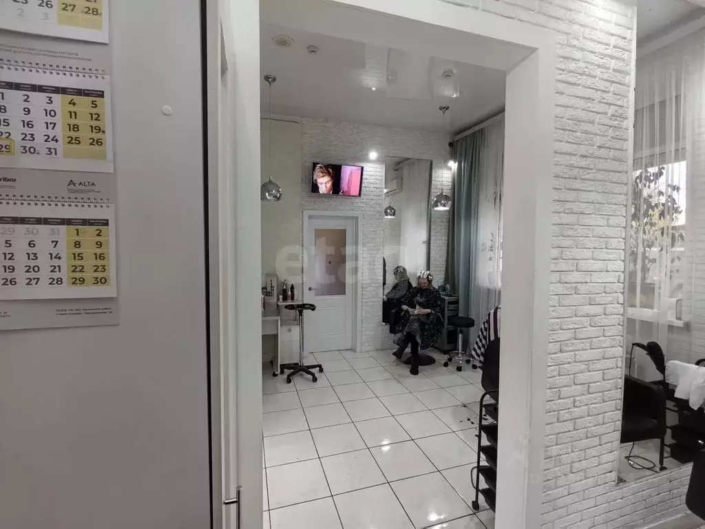 Торговая площадь в Белгородская область, Алексеевка ул. Мостовая, 24 ... - Фото 1