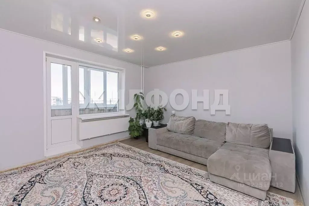 4-к кв. Новосибирская область, Новосибирск Лазурная ул., 6 (73.7 м) - Фото 1