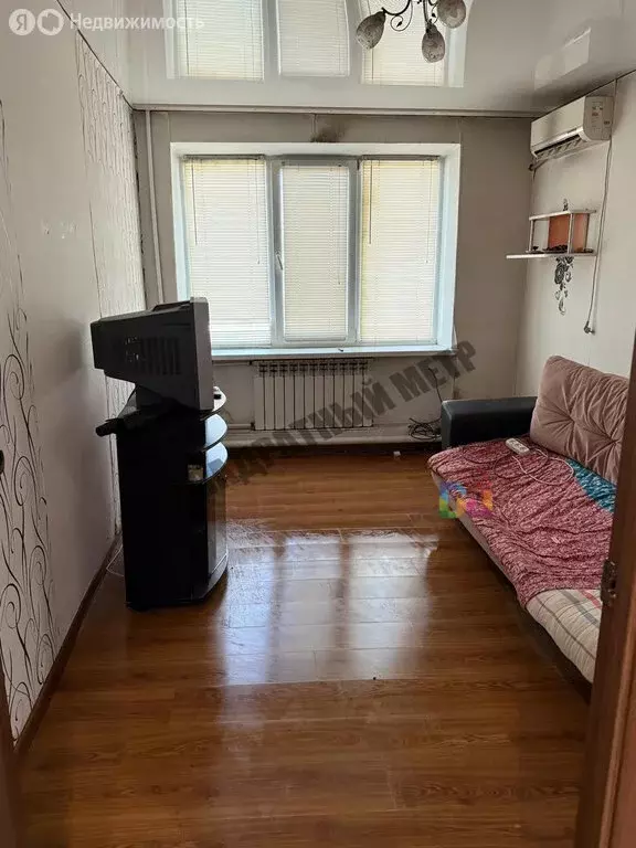 2-комнатная квартира: Троицкое, улица Пушкина, 41А (40 м) - Фото 0