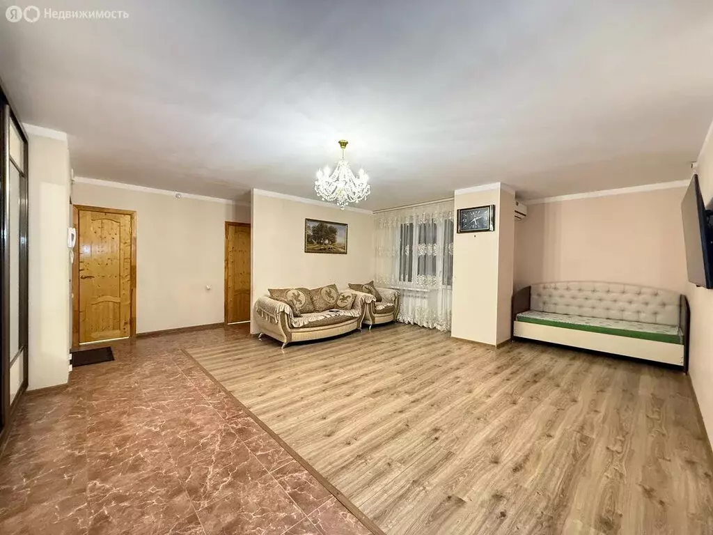 3-комнатная квартира: Нальчик, район Предгорный, Московская улица, 12 ... - Фото 1