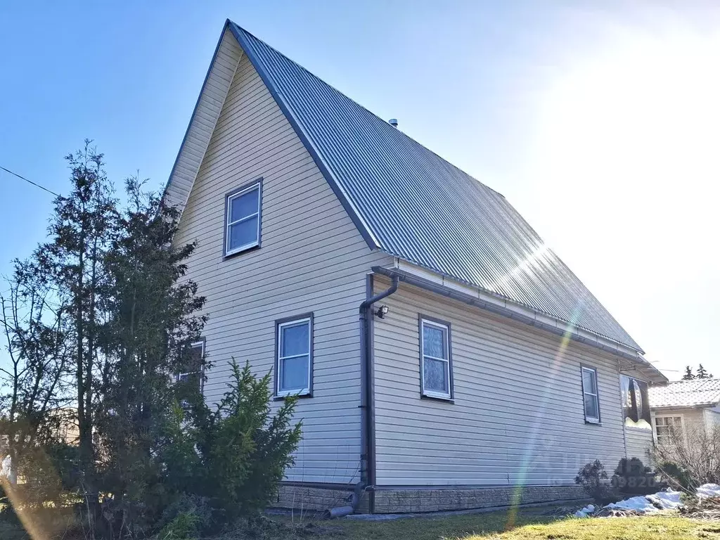 Дом в Ленинградская область, Тосненский район, Нурминское с/пос, Клен ... - Фото 1