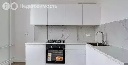 2-комнатная квартира: Москва, улица Менжинского, 5 (66.3 м) - Фото 1