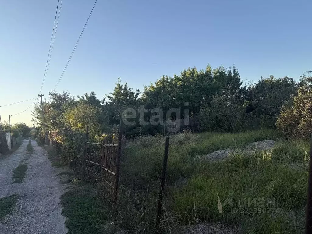 Участок в Ростовская область, Волгодонск Волгодонский Садовод СНТ, ул. ... - Фото 1