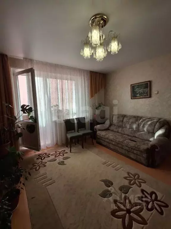 3-к кв. Красноярский край, Красноярск 9 Мая ул., 12 (68.3 м) - Фото 0