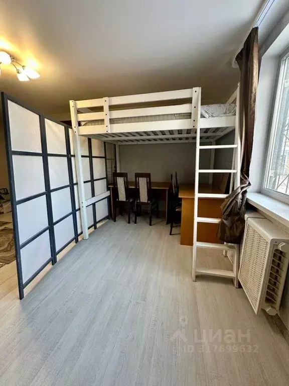 Комната Свердловская область, Екатеринбург ул. Металлургов, 6 (21.5 м) - Фото 0