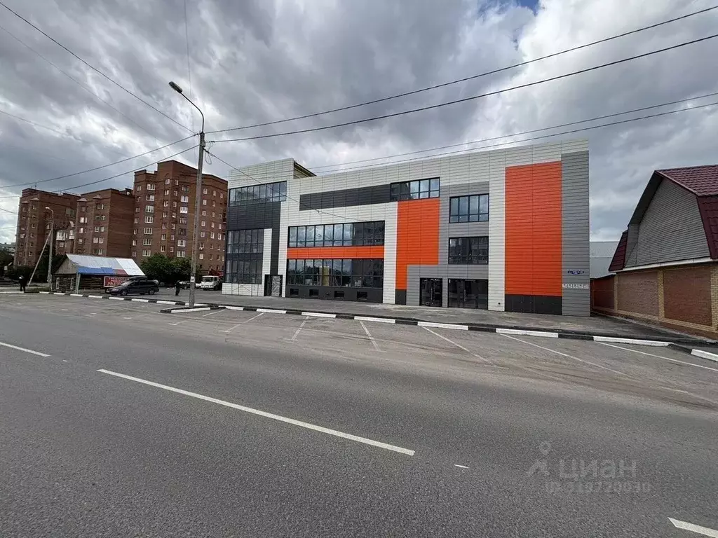 Торговая площадь в Омская область, Омск Омская ул., 155а (3000 м) - Фото 1