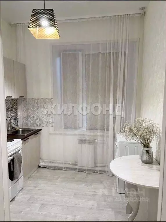 2-к кв. Томская область, Томск ул. Нахимова, 4А (36.0 м) - Фото 1