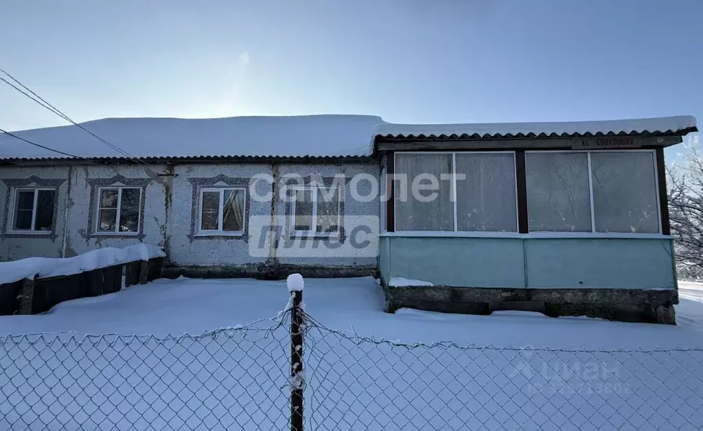 Дом в Калужская область, с. Износки ул. Совхозная, 1 (75 м) - Фото 1