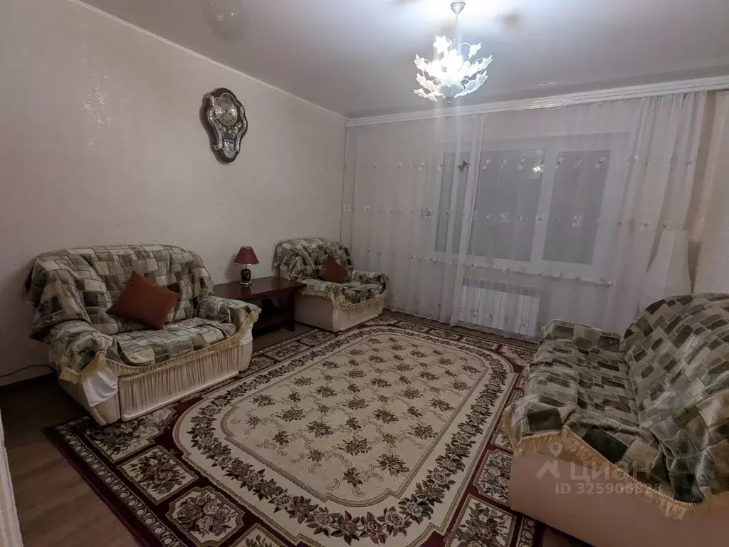 3-к кв. Саратовская область, Красный Кут Заречная ул., 9 (62.4 м) - Фото 1