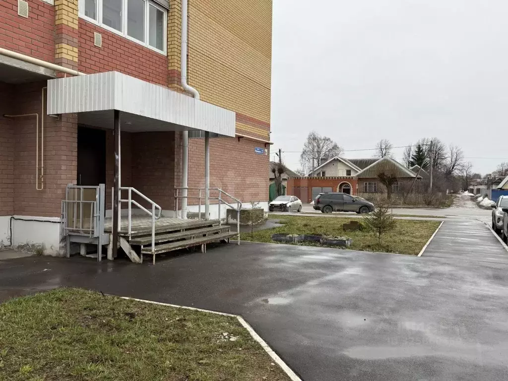 Торговая площадь в Марий Эл, Йошкар-Ола ул. Меримского, 2 (110 м) - Фото 2