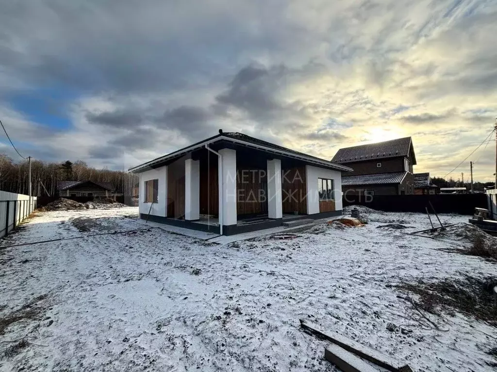 Коттедж в Тюменская область, Тюменский муниципальный округ, д. Ушакова ... - Фото 1