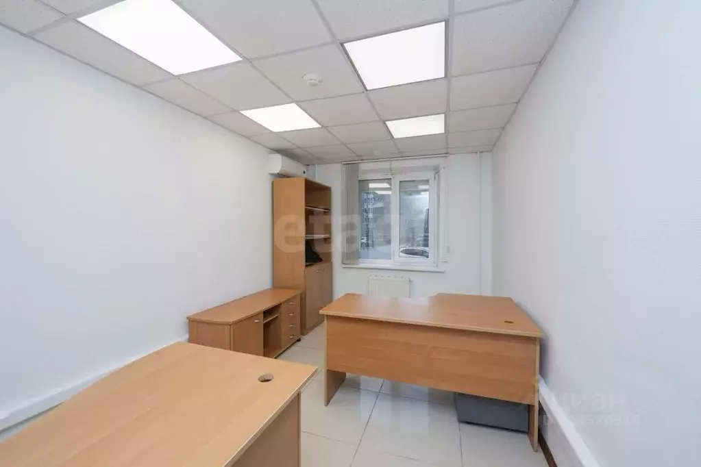 Офис в Пермский край, Пермь ул. Макаренко, 18 (100 м) - Фото 2