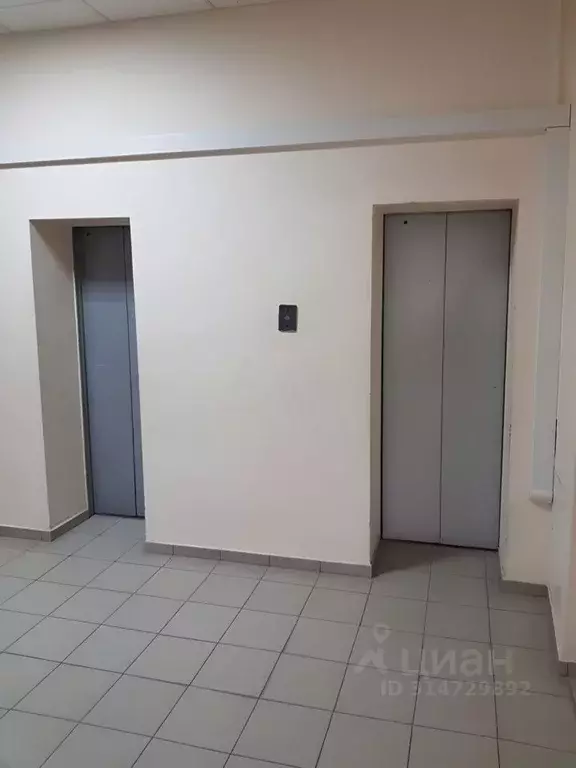 Офис в Астраханская область, Астрахань ул. Ленина, 20 (30 м) - Фото 1