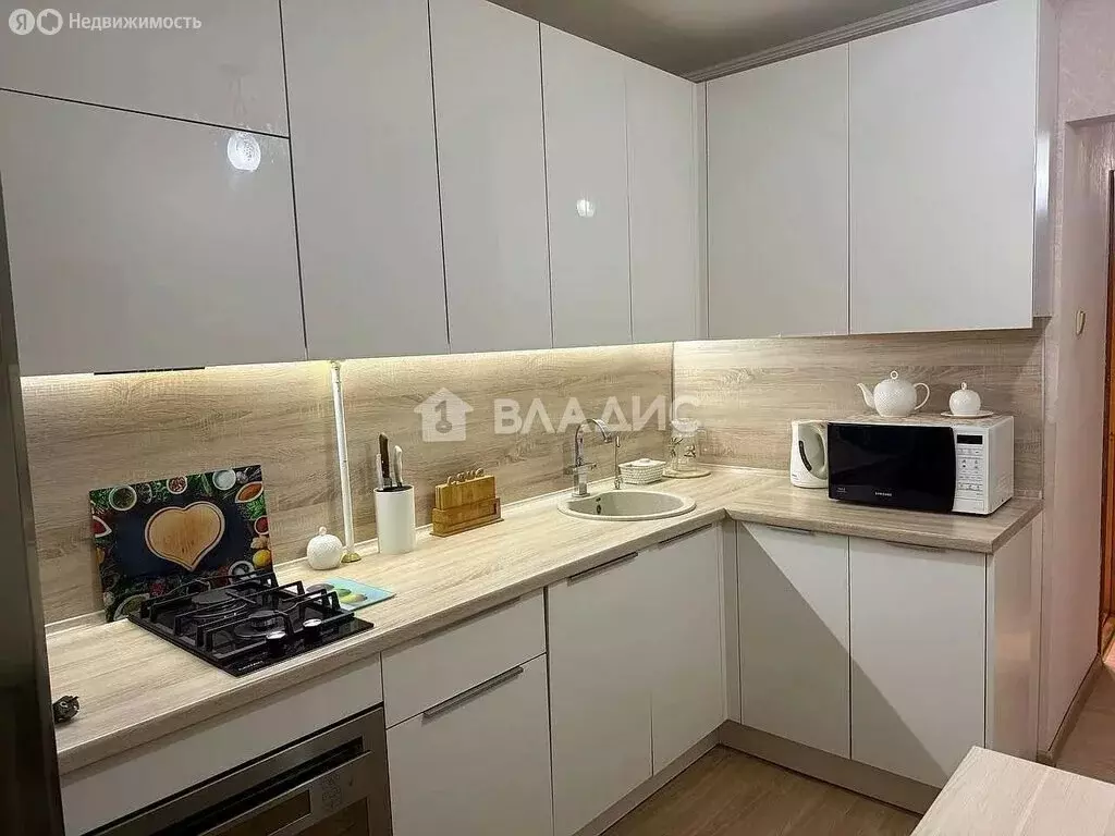 2-комнатная квартира: Тобольск, микрорайон Иртышский, 22 (42.2 м) - Фото 1