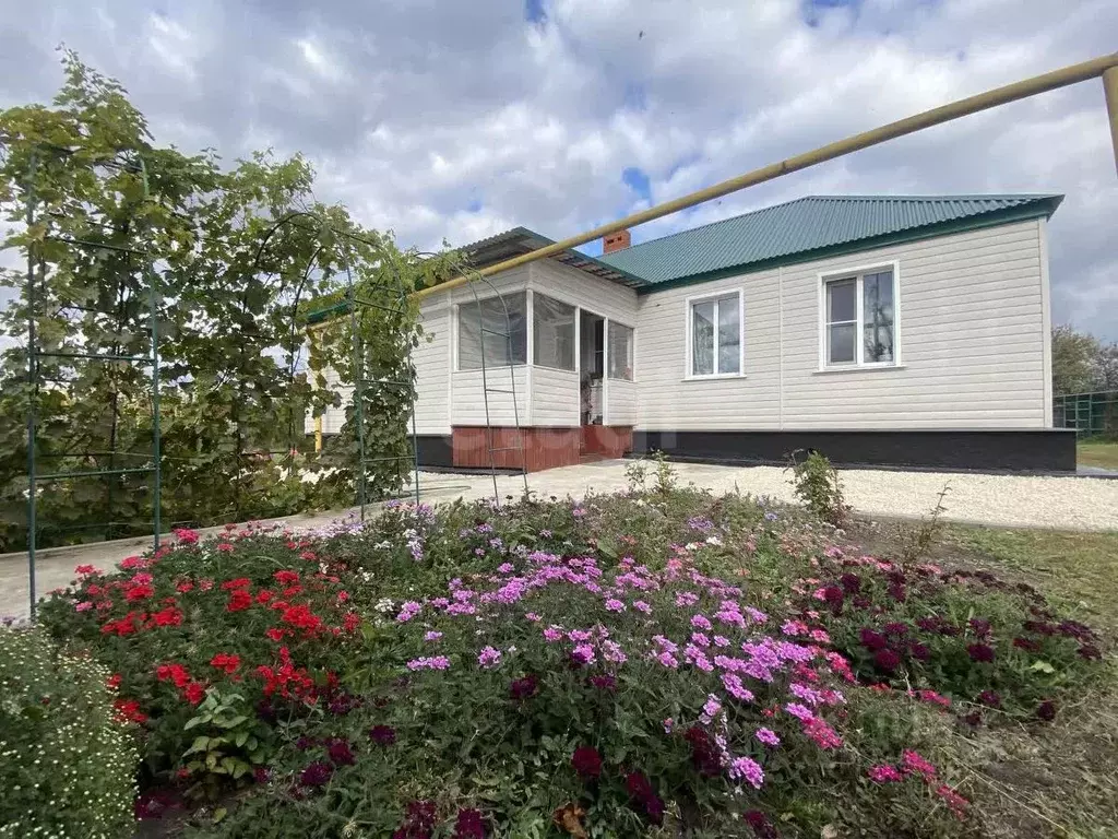 Дом в Тамбовская область, Мордово рп ул. 50 лет Октября, 15 (64 м) - Фото 1