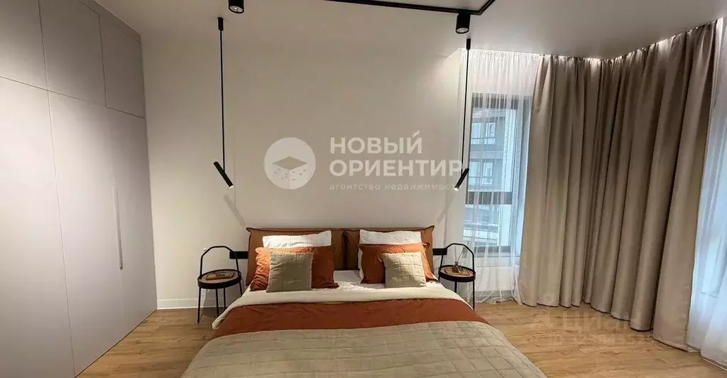 4-к кв. Свердловская область, Екатеринбург ул. Ткачей, 17 (119.0 м) - Фото 2