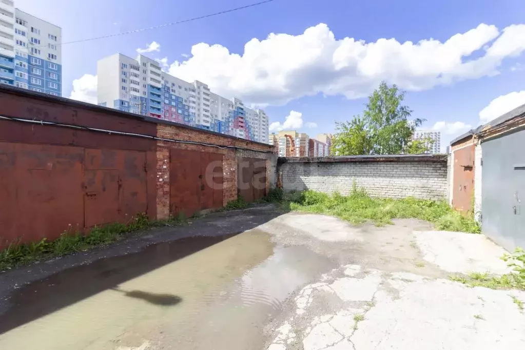 Гараж в Тюменская область, Тюмень ул. Московский Тракт, 144 (20 м) - Фото 1