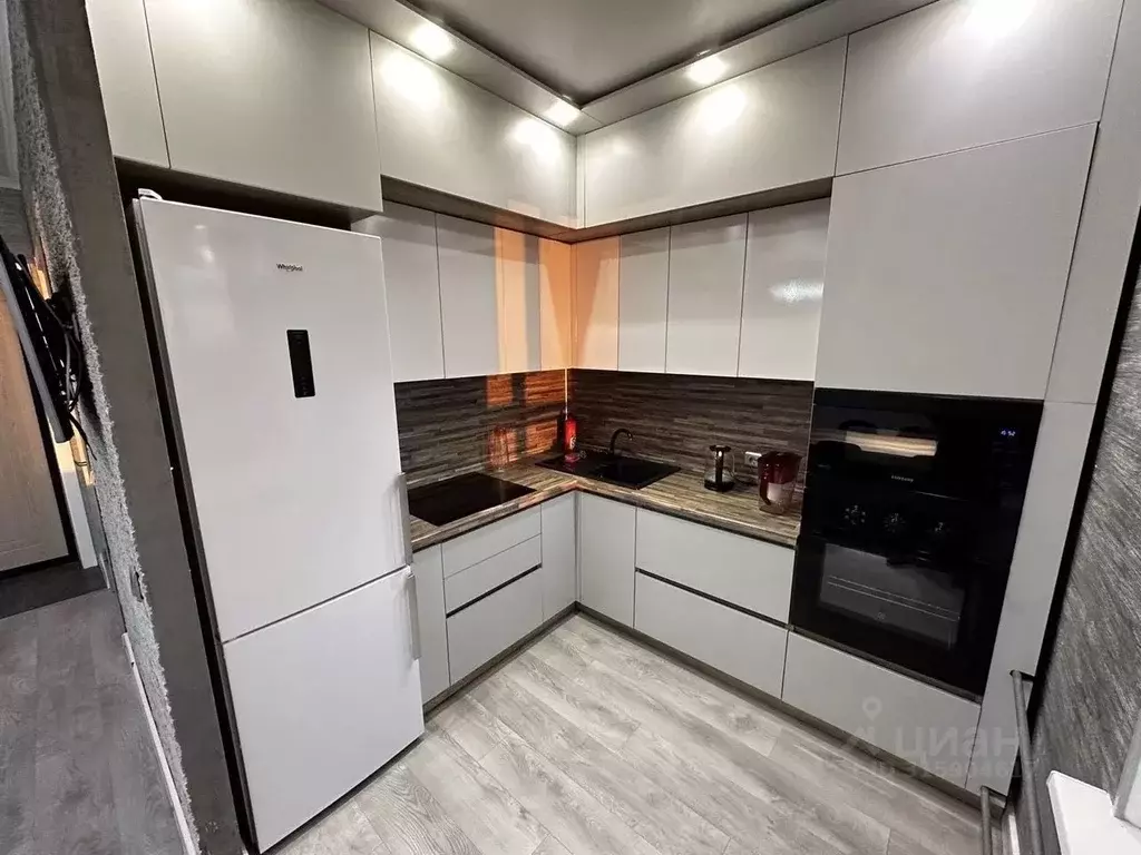 1-к кв. Татарстан, Казань ул. Сабира Ахтямова, 1к1 (45.0 м) - Фото 1