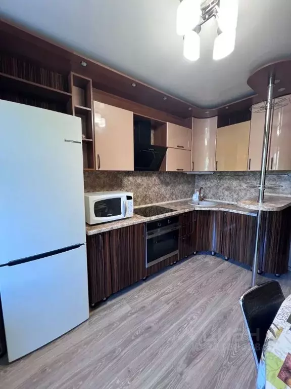 2-к кв. Амурская область, Благовещенск ул. Шимановского, 78 (60.0 м) - Фото 0