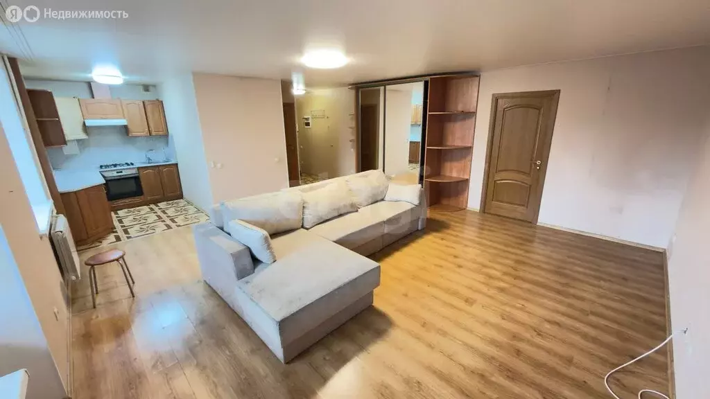 2-комнатная квартира: Альметьевск, улица Ленина, 87 (59 м) - Фото 2