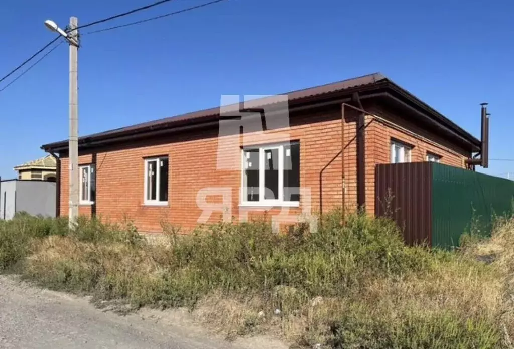 Дом в Ростовская область, Таганрог ул. Танича, 86 (105 м) - Фото 1