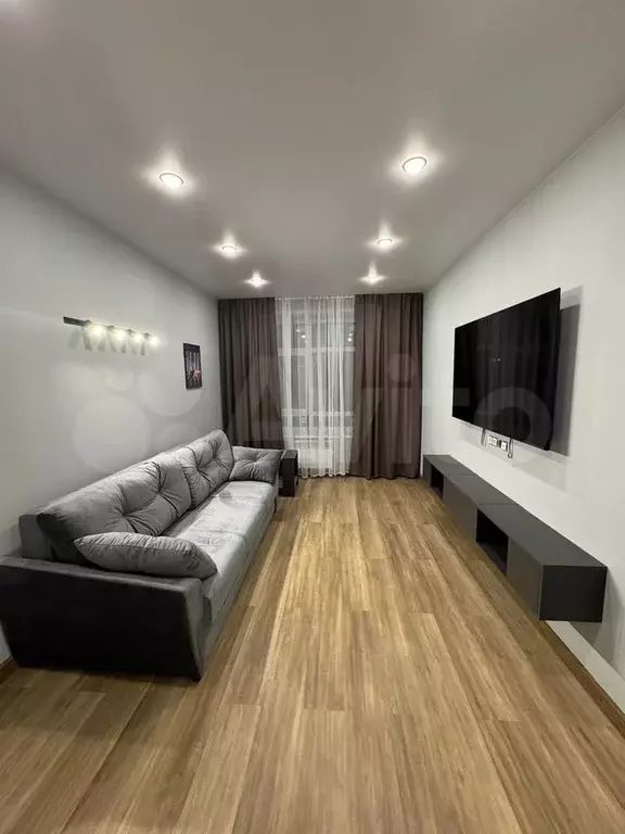 1-к. квартира, 40 м, 2/5 эт. - Фото 0