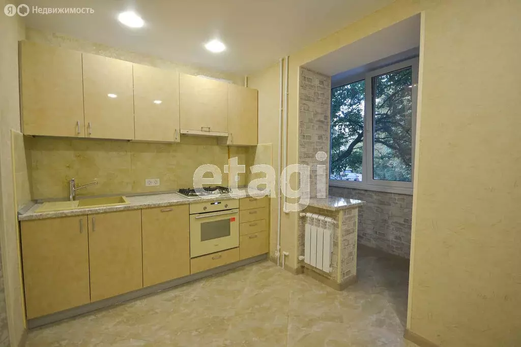 2-комнатная квартира: Севастополь, улица Генерала Хрюкина, 16 (55.6 м) - Фото 1