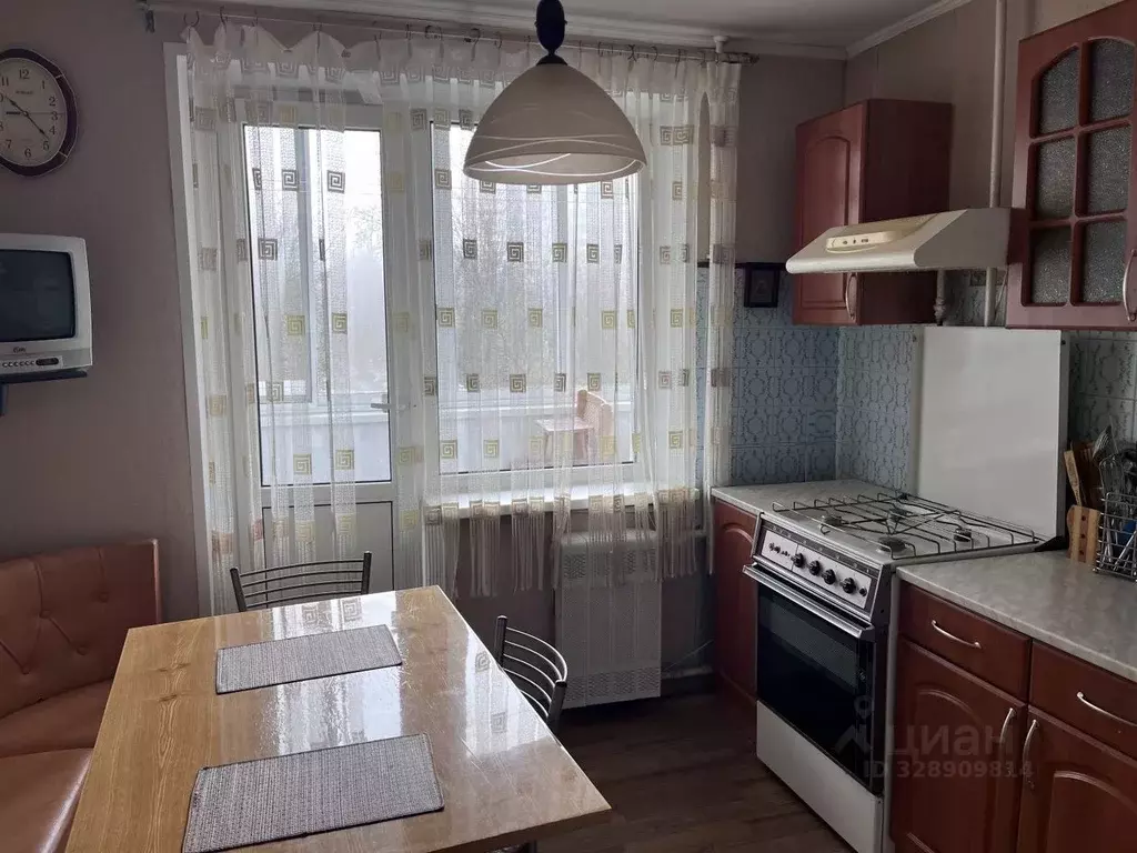 2-к кв. Московская область, Серпухов ул. Ворошилова, 165а (53.0 м) - Фото 1