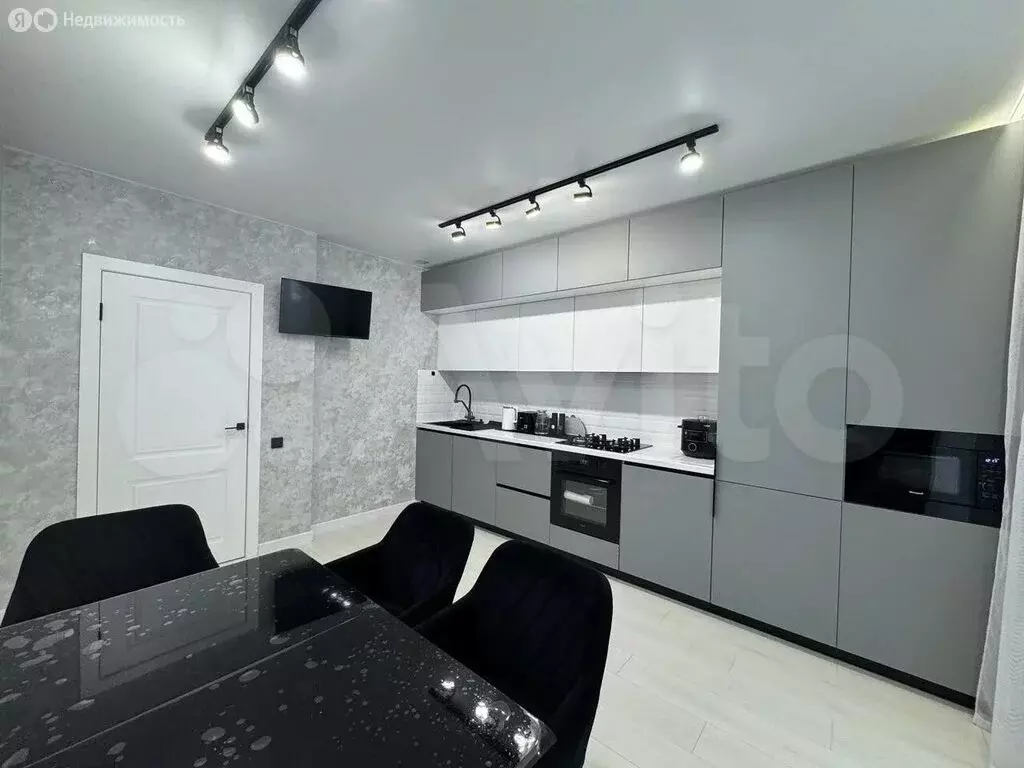 2-комнатная квартира: Кострома, улица Валентины Плетнёвой, 11 (70.8 м) - Фото 2