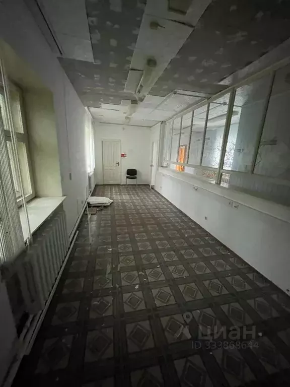Помещение свободного назначения в Тюменская область, с. Юргинское ул. ... - Фото 1