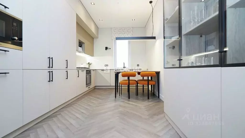 2-к кв. Татарстан, Казань ул. Галактионова, 6 (100.0 м) - Фото 1