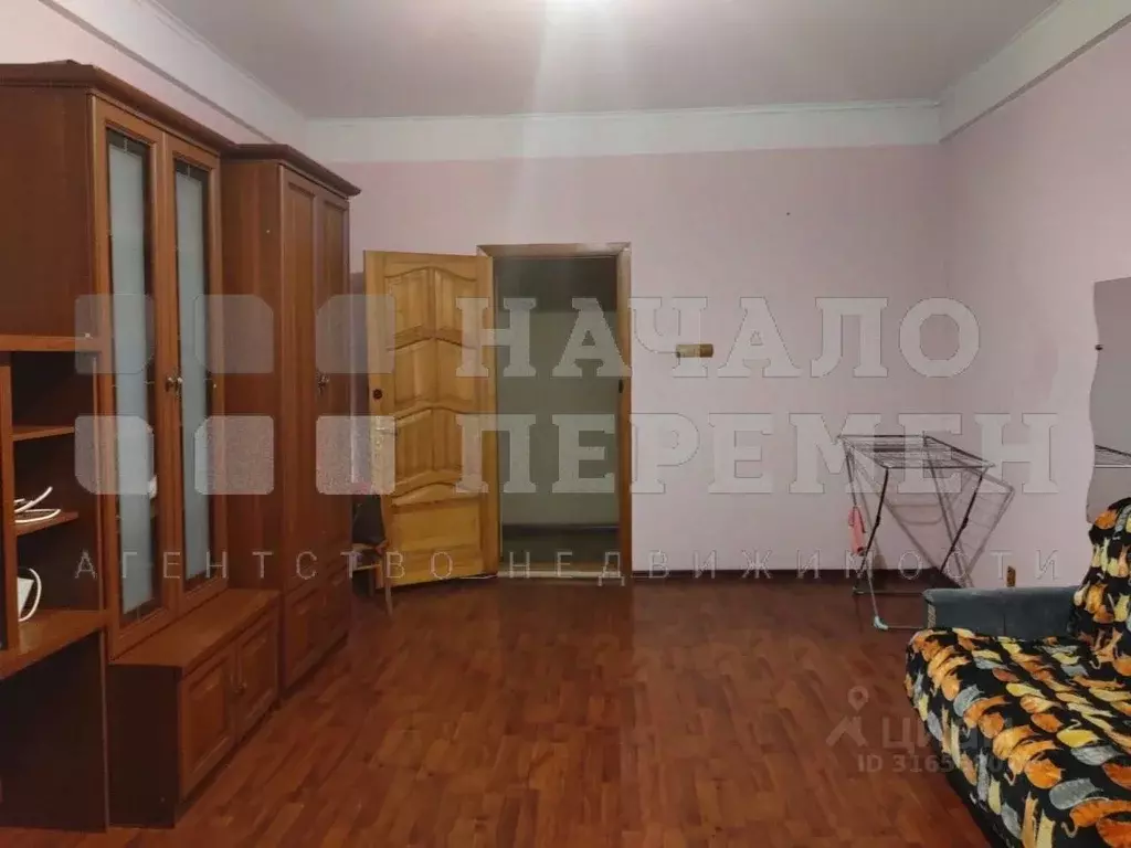 2-к кв. Новосибирская область, Новосибирск Красный просп., 74 (70.2 м) - Фото 0