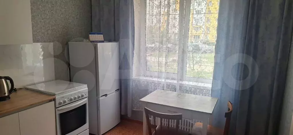 1-к. квартира, 38 м, 1/10 эт. - Фото 1