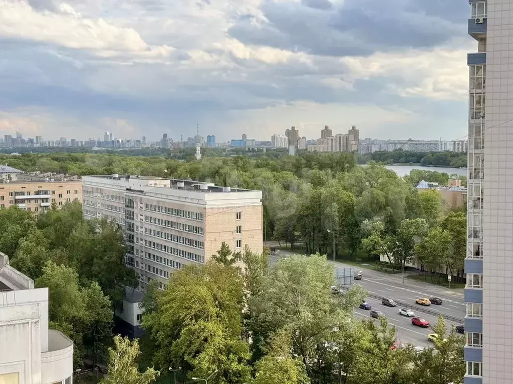3-к. квартира, 63 м, 16/17 эт. - Фото 0