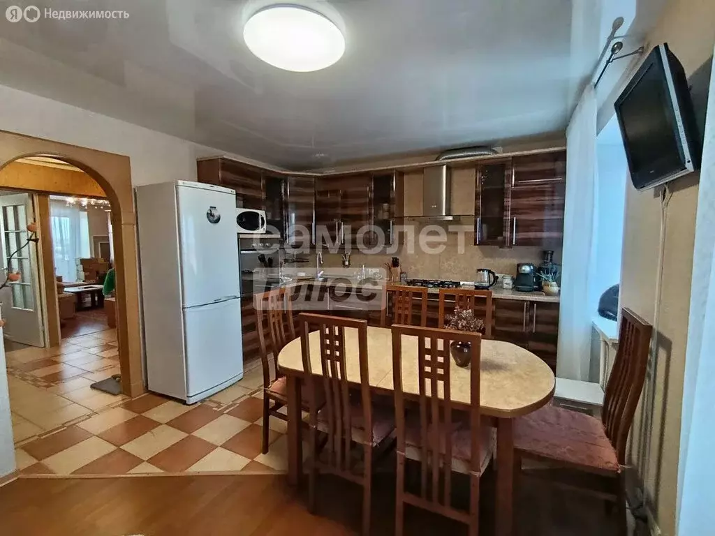 2-комнатная квартира: Ишим, Привокзальная площадь, 11 (58 м) - Фото 1