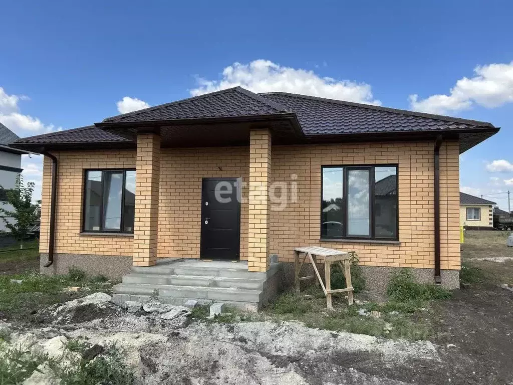 Дом в Белгородская область, Белгородский район, Дубовское с/пос, с. ... - Фото 1