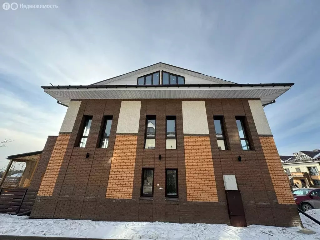 3-комнатная квартира: Иркутский муниципальный округ, рабочий посёлок ... - Фото 1