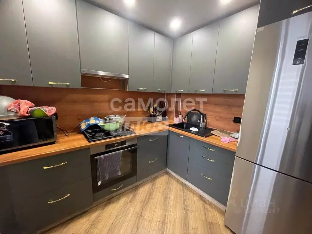 3-к кв. Архангельская область, Коряжма Советская ул., 5 (61.8 м) - Фото 1