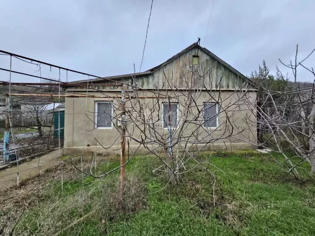 Дом в Крым, Алушта городской округ, с. Приветное  (52 м) - Фото 1