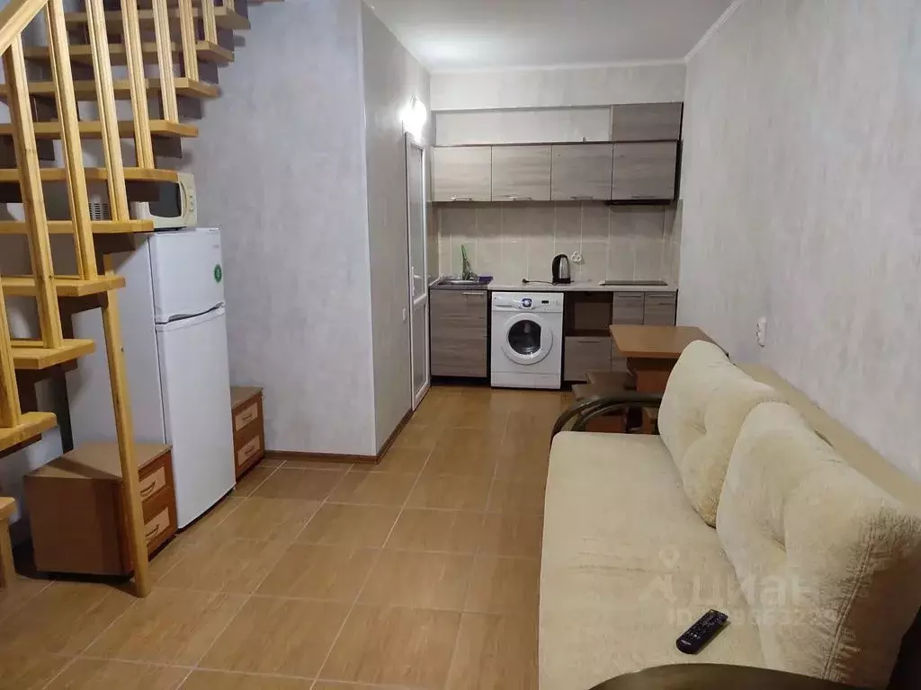 2-к кв. Крым, Сакский район, Лесновское с/пос, с. Прибрежное ул. ... - Фото 2