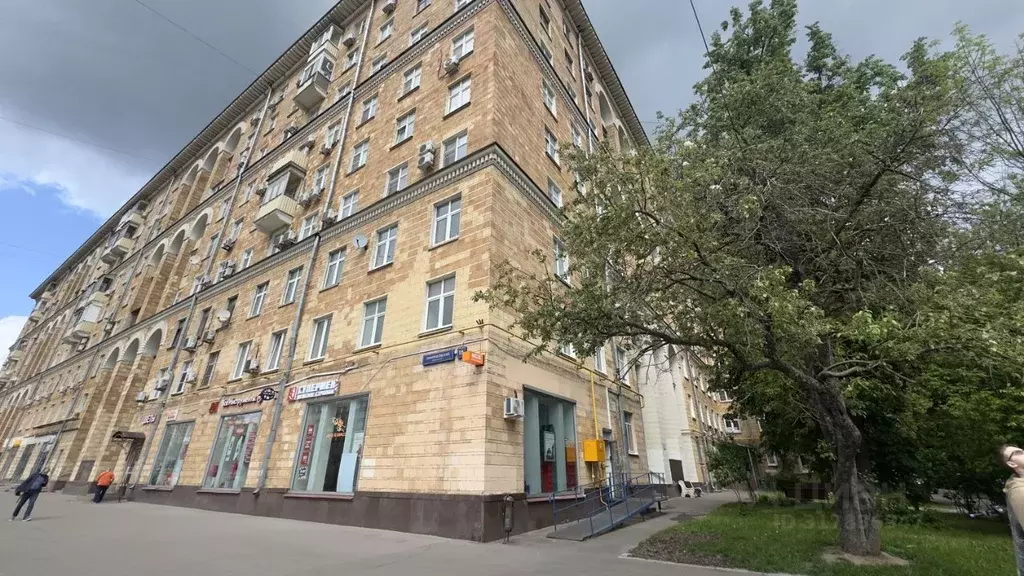 Торговая площадь в Москва Ломоносовский просп., 18 (479 м) - Фото 1