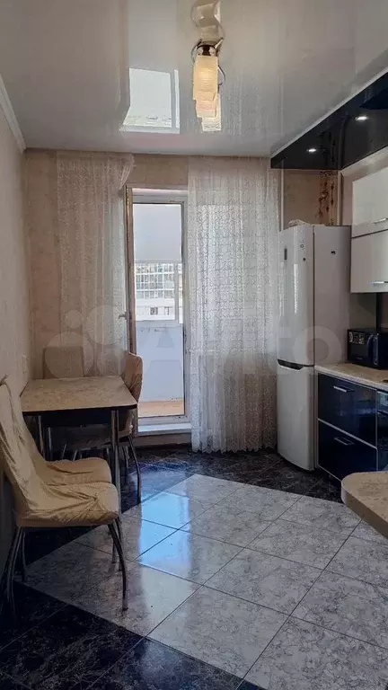 2-к. квартира, 53 м, 4/10 эт. - Фото 1