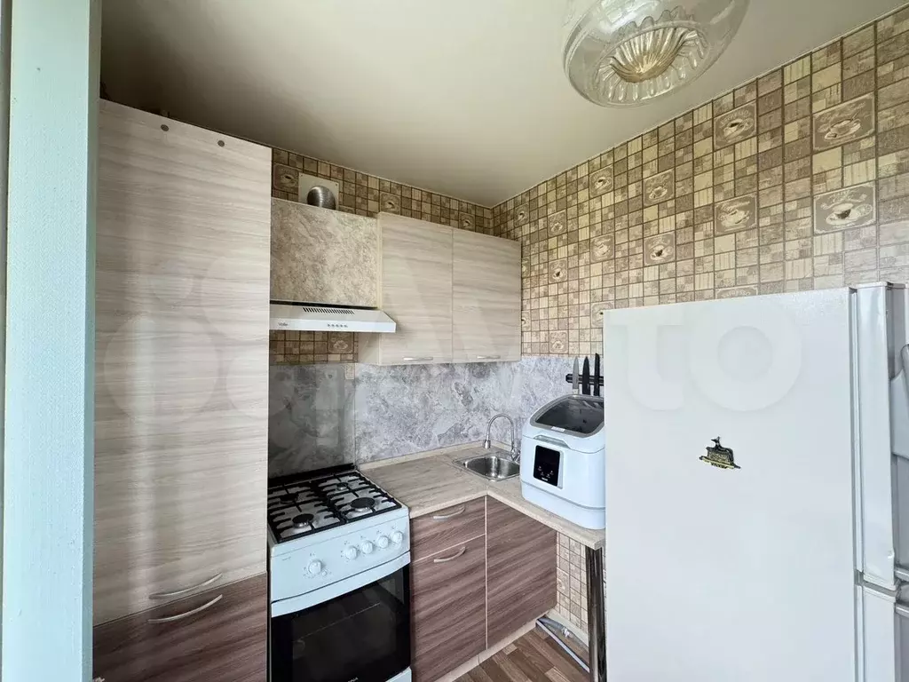 2-к. квартира, 43 м, 7/9 эт. - Фото 0