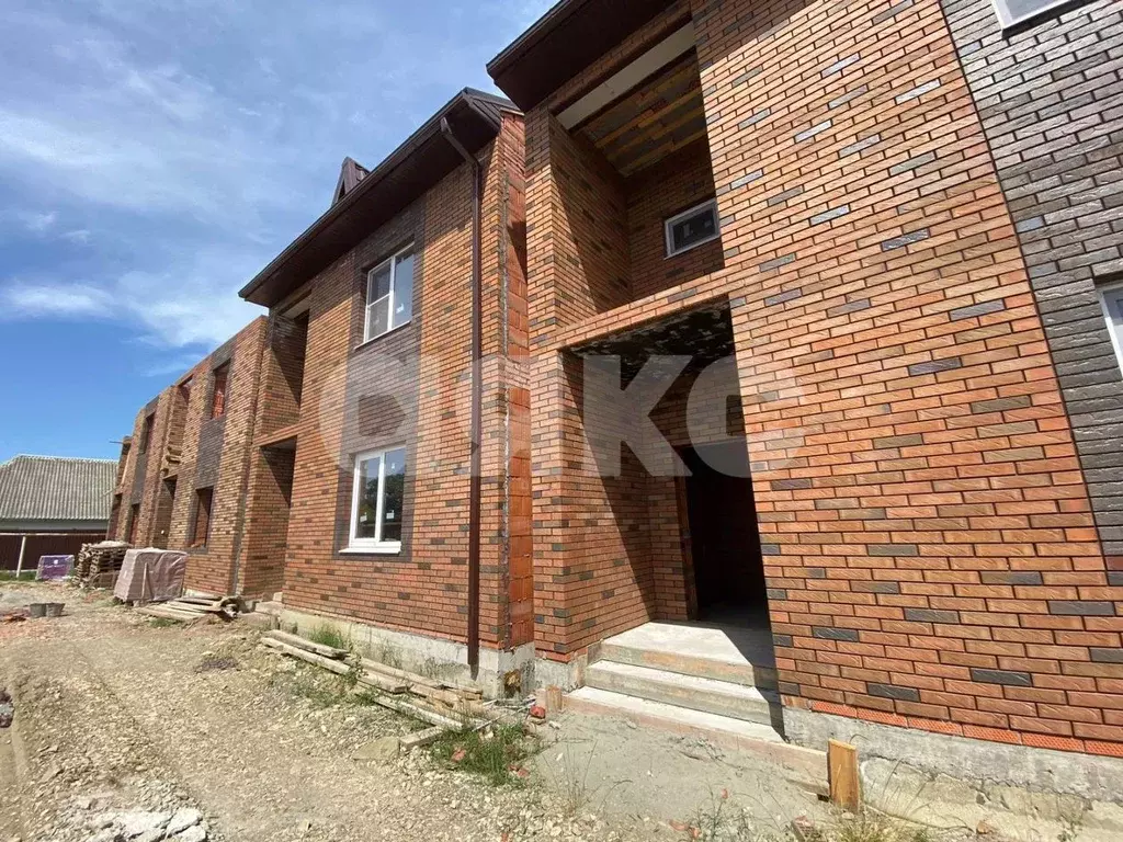 Таунхаус в Краснодарский край, Горячий Ключ Совхозная ул. (92 м) - Фото 1