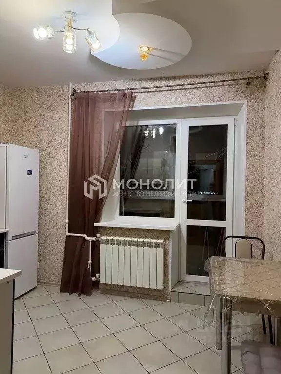 1-к кв. Белгородская область, Старый Оскол Восточный мкр, 16 (42.0 м) - Фото 2