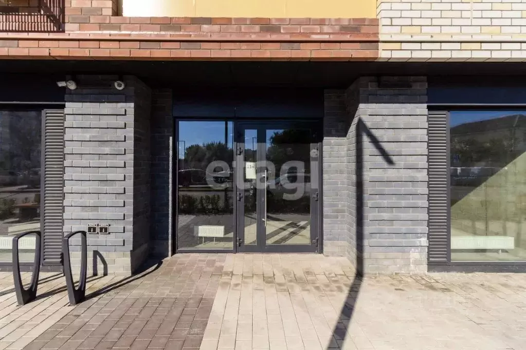 Помещение свободного назначения в Тюменская область, Тюмень Авторский ... - Фото 1