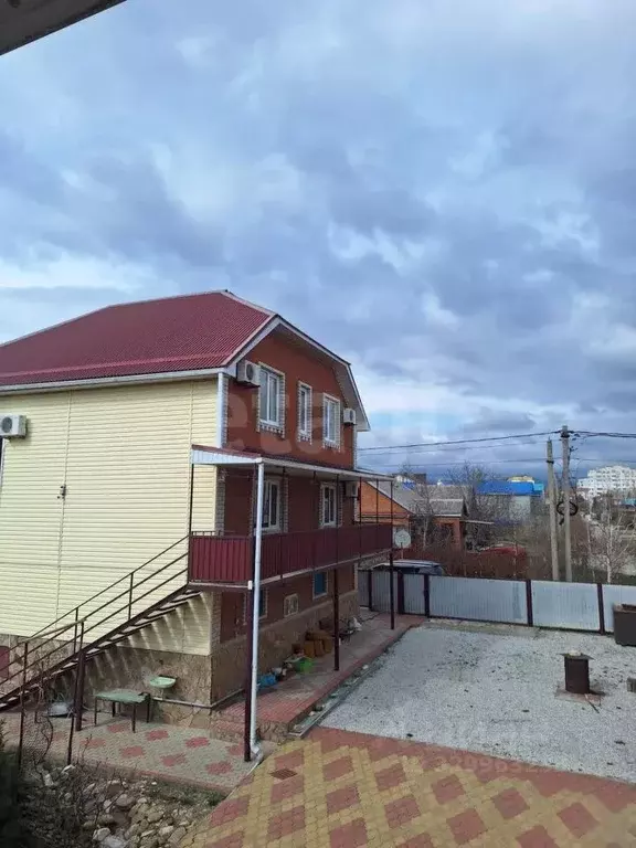 Дом в Краснодарский край, Геленджик городской округ, с. ... - Фото 1