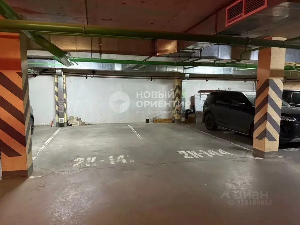 Гараж в Свердловская область, Екатеринбург ул. Юмашева, 11 (2 м) - Фото 2